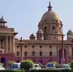 அமெரிக்காவிடம் இருந்து ராணுவ தளவாடங்கள் கொள்முதல்; பேச்சுவார்த்தை நிறுத்தமா? - மத்திய அரசு விளக்கம்