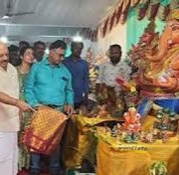 22,000 விநாயகா் சிலைகள் கண்காட்சி தொடக்கம்