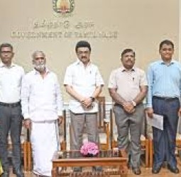 அர்ச்சகர்களின் குழந்தைகள் மேற்படிப்புக்கு ரூ.60 லட்சம் கல்வி உதவித் தொகை : 600 பேருக்கு முதல்வர் ஸ்டாலின் வழங்கினார் அறநிலையத்துறை நிர்வாகப் பணி