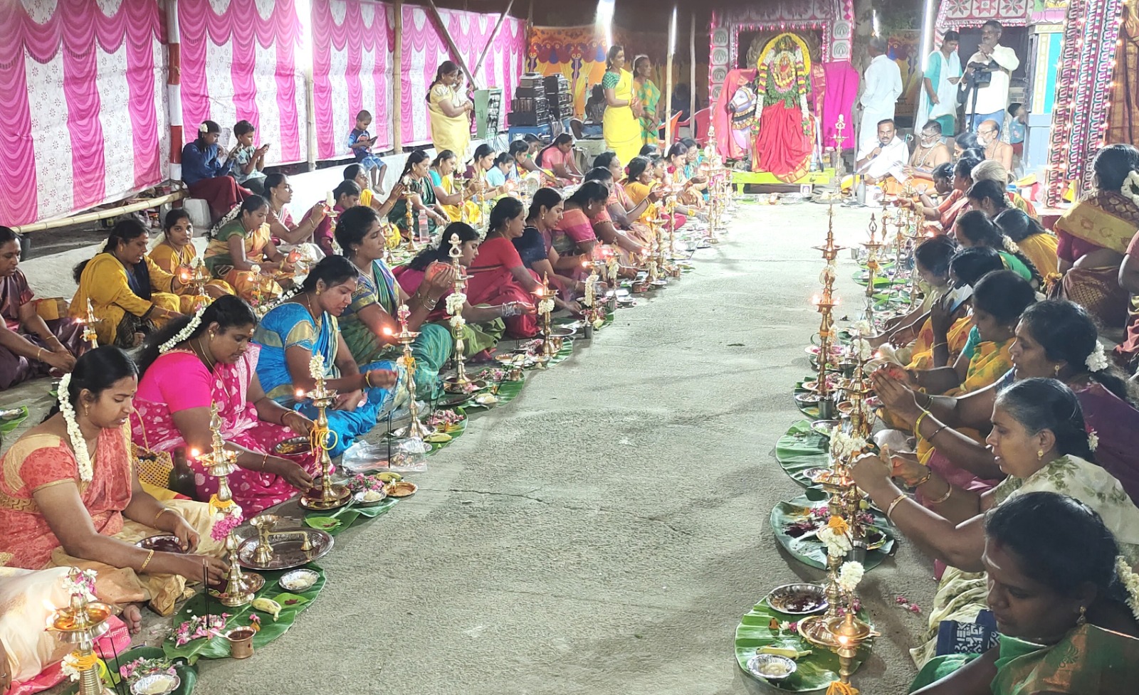 திருச்சுழியில் நடந்த ஆடி தபசு திருவிழா