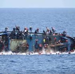 படகு கவிழ்ந்து விபத்து:   புலம்பெயர் தொழிலாளர்கள் பலி