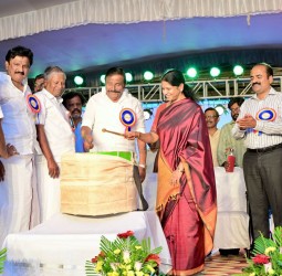 கனிமொழிக்கு பெரியார் விருது திமுக முப்பெரும் விழா விருதுகள் அறிவிப்பு