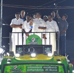 அணைக்கட்டு தொகுதியில் அதிமுக பொதுச்செயலாளர் பழனிசாமி