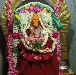 சிதம்பரம் பள்ளிப்படை தில்லை அம்மன் நகரில் அமைந்துள்ள வாராஹி அம்மன் ஆலயத்தில் இன்று வளர்பிறை பஞ்சமி பூஜை