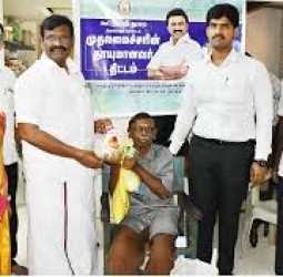 திருவள்ளூர் மாவட்டத்தில்  51 ஆயிரம் வீடுகளுக்கு ரேசன் பொருட்கள் நேரடி விநியோகம்