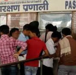 ரெயில்வே அலுவலகப்பணிகளில் இந்தி பயன்பாட்டை அதிகரிக்க வேண்டும்.. தெற்கு ரெயில்வே உத்தரவால் பரபரப்பு