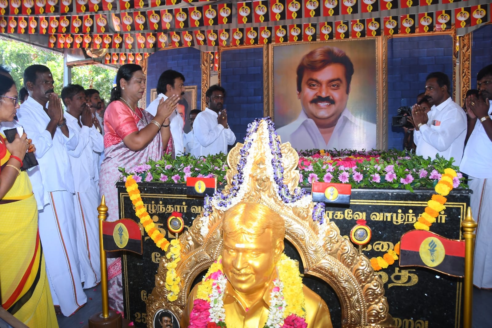 சென்னையில் கேப்டன் ஆலயத்தில் நடந்த சிறப்பு பூஜை