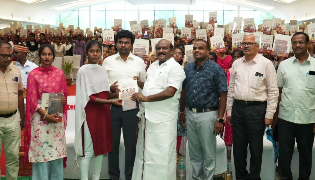 பெரம்பலூர் தனலட்சுமி சீனிவாசன் பல்கலைக்கழகத்தில் தமிழ்க்கனவு நிகழ்ச்சி