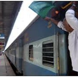 விரைவு ரயிலில் கேட்பாரற்று கிடந்த 21 கிலோ கஞ்சா: ஆர்.பி.எஃப் போலீஸார் விசாரணை