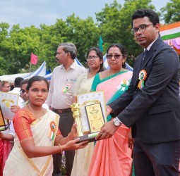 கள்ளக்குறிச்சியில் நடந்த சுதந்திர தின விழா