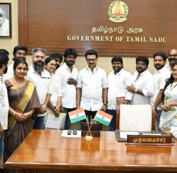 சின்னத்திரை நடிகர் சங்க தேர்தலில் வெற்றி பெற்ற நிர்வாகிகள், முதலமைச்சர் ஸ்டாலினை சந்தித்து வாழ்த்து