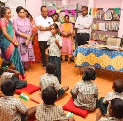 வாசிப்போம் உயர்வோம் திட்டம்