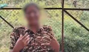 திருட்டு வழக்கில் காவல் துறை நடவடிக்கை எடுக்கவில்லை’ - சிஆர்பிஎப் பெண் காவலர் கண்ணீர் வீடியோவால் சலசலப்பு