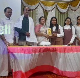 சாய் லாங்குவேஜ் இன்ஸ்டிட்யூட் சார்பாக கிராமப்புற பள்ளி மாணவர்களின் ஆங்கில உச்சரிப்பு மற்றும் பேசும் திறனை மேம்படுத்த பயிற்சி