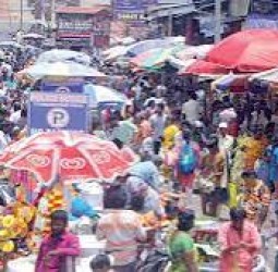 பண்டிகைக்காக 3 லட்சம் பேர் சொந்த ஊர் பயணம்: சென்னையில் விநாயகர் சதுர்த்தி விற்பனை அமோகம்