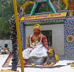ஸ்ரீ யோக முனீஸ்வரர் அபிஷேகம், அலங்காரத்துடன் அருள் பாலிக்கும் காட்சி