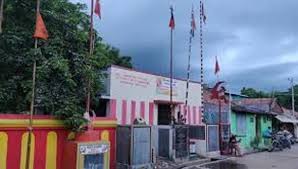 கொடிக்கம்பங்களை அகற்று: மதுரை ஐகோர்ட்டில் 3 நீதிபதிகள் அமர்வு உத்தரவு