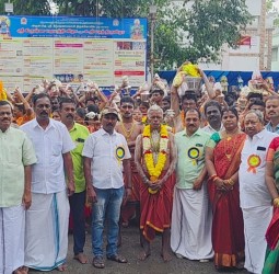 தோவாளை சுப்பிரமணிய சுவாமி கோவிலுக்கு பக்தர்கள் பால்குடம்