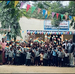 பென்னாகரம் ஒன்றியம் சின்னப்பள்ளத்தூர் ஊராட்சி ஒன்றிய நடுநிலைப்பள்ளியில் 79வது சுதந்திர தினம்