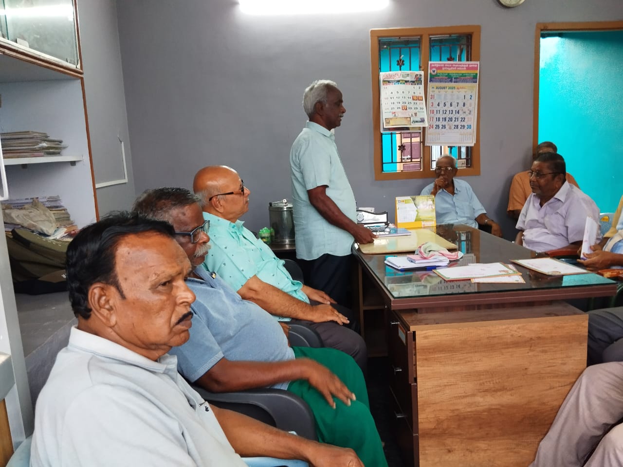 போளூர் தமிழ்நாடு அரசு அனைத்து துறை ஓய்வூதியர் சங்க வட்ட சிறப்பு செயற்குழு கூட்டம்.