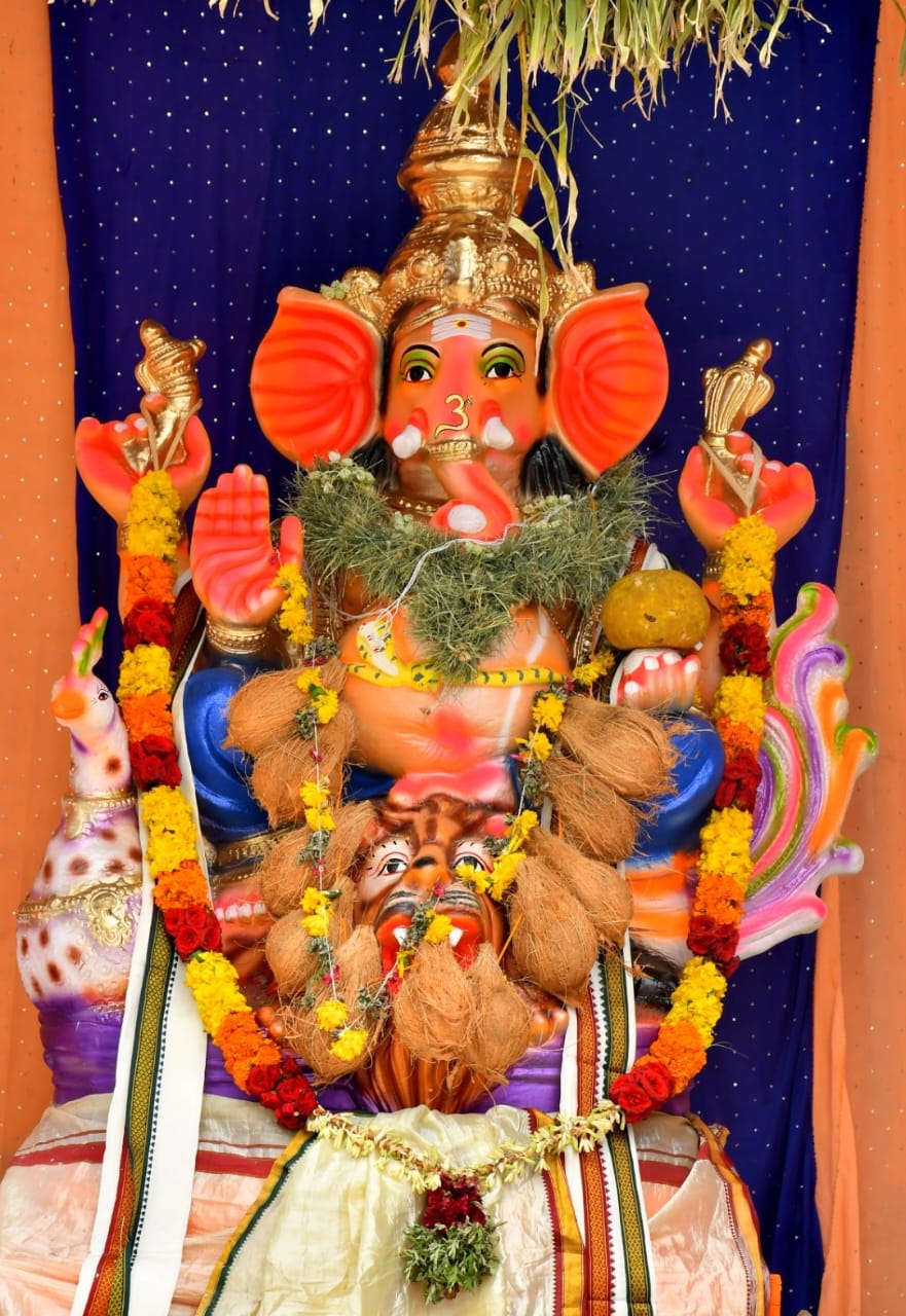 பிரதிஷ்டை செய்யப்பட்டுள்ள பஜனை விநாயகர்