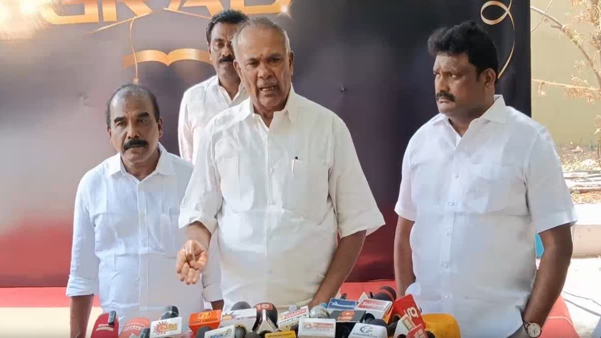முதல்வருடன் ஓபிஎஸ் முதல் சந்திப்புக்கே பாஜக கூட்டணிக்கு பயம்- சபாநாயகர்
