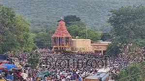 மதுரை அழகர்கோயில் தேரோட்டம்!