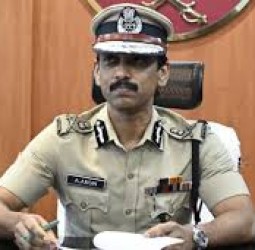 வன்முறையை தூண்டும் வகையில் ரீல்ஸ் வெளியிட்டால் கடும் நடவடிக்கை: சென்னை காவல் ஆணையர் எச்சரிக்கை