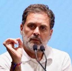 எஸ்எஸ்சி தேர்வர்கள் மீது தடியடி: ராகுல் காந்தி கடும் கண்டனம்