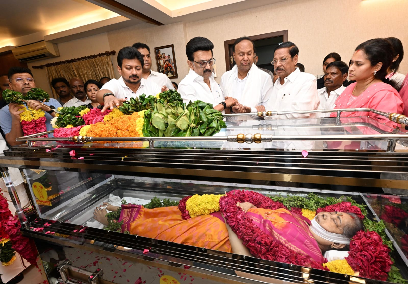 அமைச்சர் டிஆர் பி ராஜாவின் தாயாருமான ரேணுகா தேவி காலமானார்