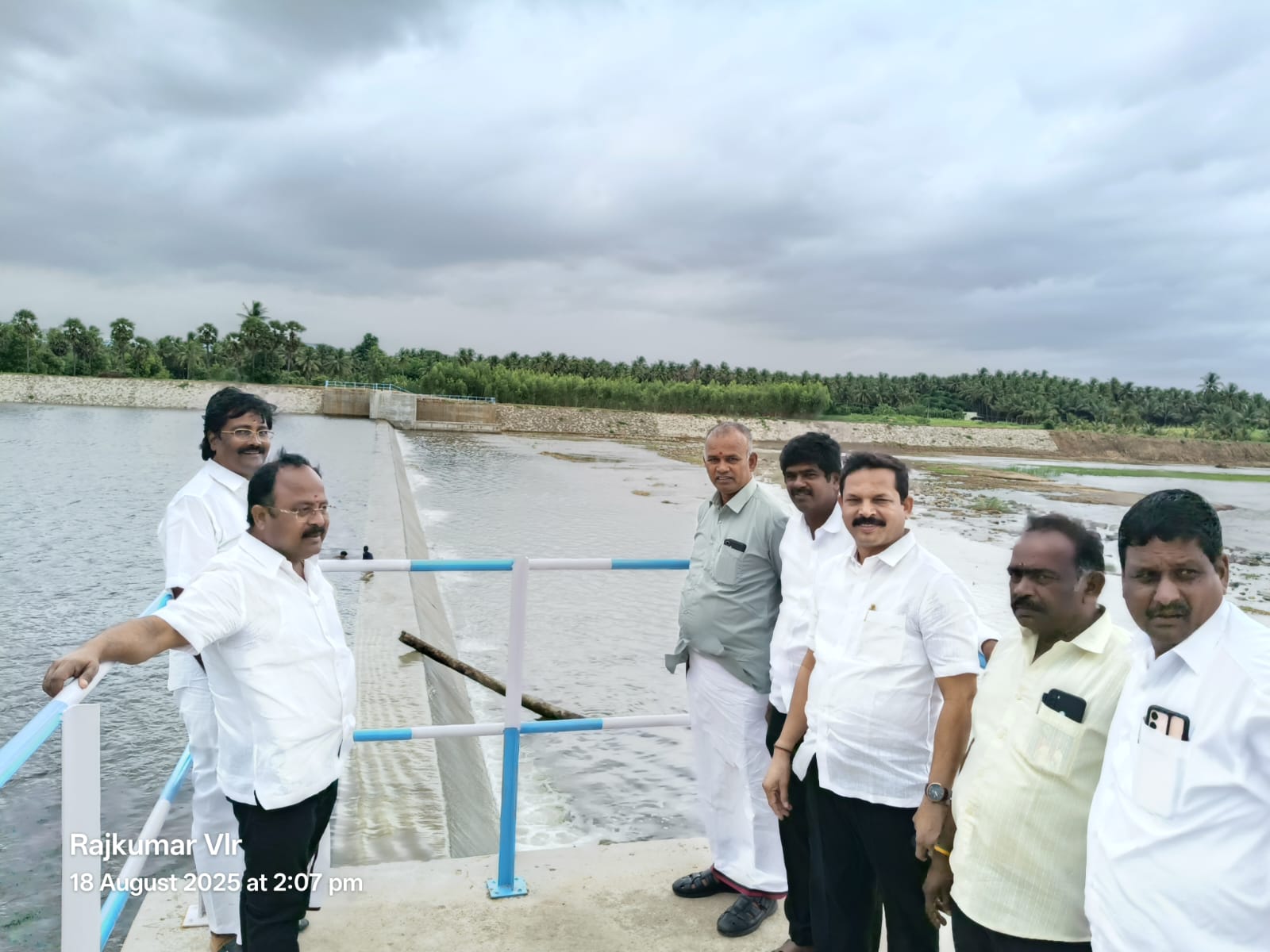 பொய்கை ஊராட்சியில் தடுப்பணை கட்டும் பணி: எம்ஏல்ஏ நேரில் ஆய்வு!