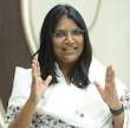 கேரளாவில் போலி மருந்துகள்: மத்திய அரசு தலையிட காங்கிரஸ் எம்.பி. வலியுறுத்தல்