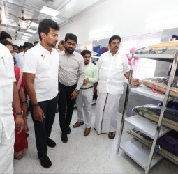 இரவு நேர காப்பகத்தினை துணை முதல்வர் உதயநிதி நேற்று திறந்து வைத்தார்.