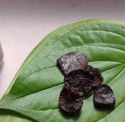 வெற்றிலை பாக்கு சுண்ணாம்பு