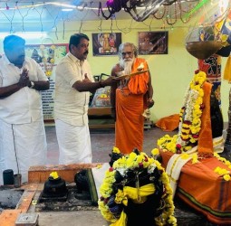 சனாதன மடத்தில் பாஜக தலைவர் நயினார்நாகேந்திரன் வழிபட்டார்