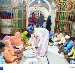 நாகூர் தர்கா உரூஸ் அரண்மனை விருந்து