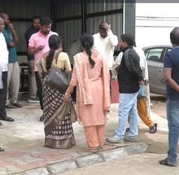 கருவில் இருக்கும் சிசுவின் பாலினம் கண்டறிந்து தெரிவிப்பு: போலி மருத்துவர் கைது