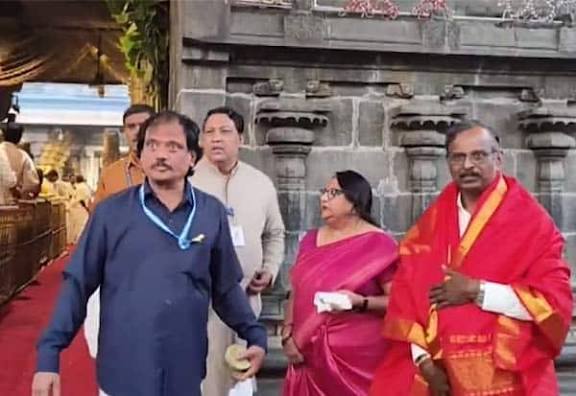 டிசம்பர் 24ல் விண்ணில் பாய்கிறது அமெரிக்க செயற்கைக்கோள்; இஸ்ரோ தலைவர் திருப்பதியில் வழிபாடு