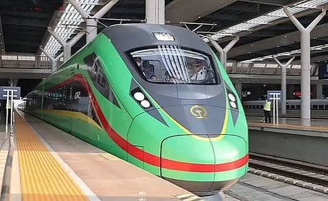 உலகையே சுற்றும் பிரம்மாண்ட 21 நாள் ரயில் பயணம்! 13 நாடுகள்..21 நாட்கள்...18750 கி.மீ தூரம்..!