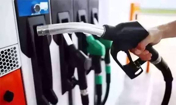 நாட்டிலேயே ஆந்திராவில்தான் பெட்ரோல், டீசல் விலை அதிகம்!