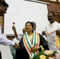 கேரளாவில் மட்டத்தூர் பஞ்சாயத்தை கைப்பற்ற பாஜகவுடன் கைகோத்த 8 காங்கிரஸ் கவுன்சிலர்கள்