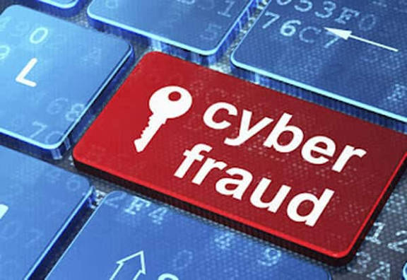 பயங்கரவாதிகளுக்கு பணம் அனுப்பியதாக மிரட்டி முதியவரிடம் ரூ.21 லட்சம் மோசடி