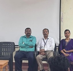 அகஸ்தீஸ்வரம் விவேகானந்தா கல்லூரியில் வேலைவாய்ப்பு கருத்தரங்கு