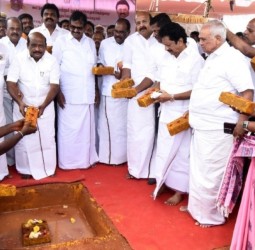 புதிய நெல் சேமிப்பு தளங்களுக்குஅமைச்சர் கோவி செழியன் அடிக்கல்