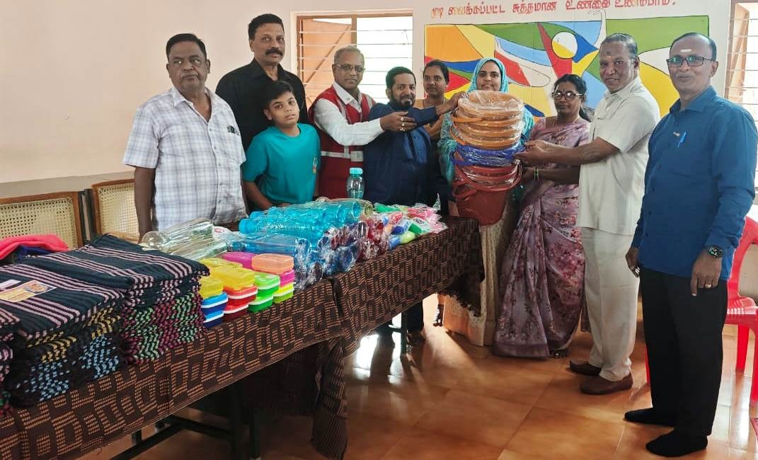 செஞ்சிலுவை சங்க கிளை சார்பில் கிறிஸ்துமஸ் விழா