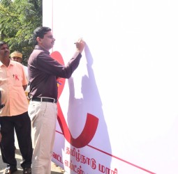 தூத்துக்குடியில் எய்ட்ஸ் விழிப்புணர்வு