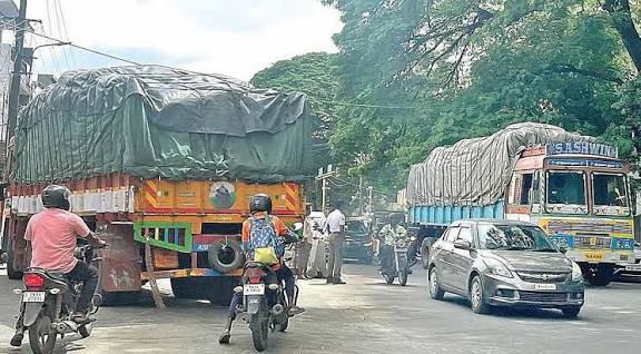 கோவை மாநகரில் கனரக வாகனங்களுக்கு நேரக்கட்டுப்பாடு