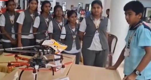 விஏவி இண்டர்நேஷனர் பள்ளியில் விமான மாதிரி கண்காட்சி