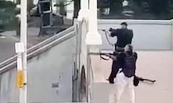 சிட்னி தாக்குதல்: துப்பாக்கி சூடு நடத்தியவர் பற்றி வெளியான திடுக் தகவல்