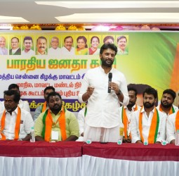 மத்திய சென்னை கிழக்கு மாவட்ட இளைஞரணி புதிய நிர்வாகிகளின் அறிமுகக் கூட்டம்